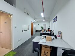 Oxley Bizhub (D14), Shop House #453529481